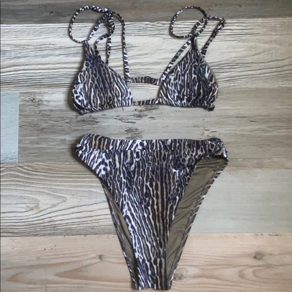 Victoria’s secrete bikini